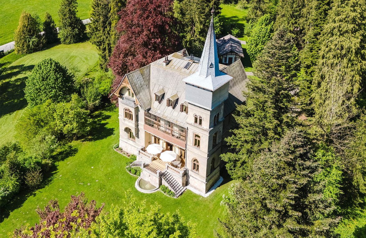 Property in 5310 Salzkammergut - Mondsee : A PLACE THAT BREATHES HISTORY! Stately residence with view of Lake Mondsee - picture 7