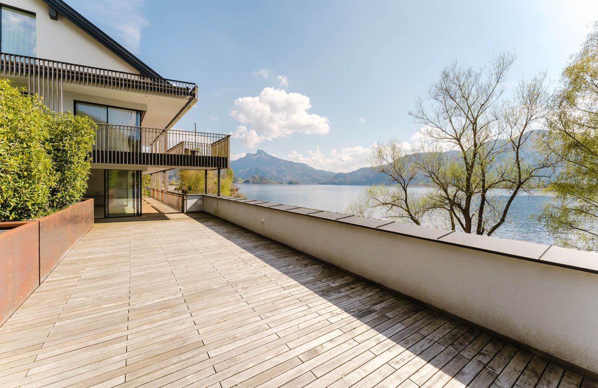 Property in 5310 Salzkammergut - Mondsee: Pole position Mondsee! A home with panoramic views and a bathing area with jetty - picture 4