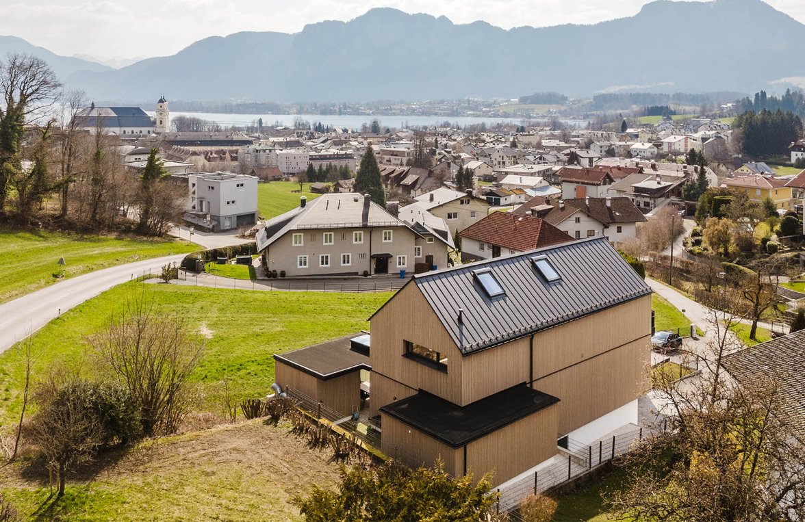 Property in 5310 Salzkammergut - Mondsee: Best location Mondsee! Exceptional architect's house for the highest demands - picture 1