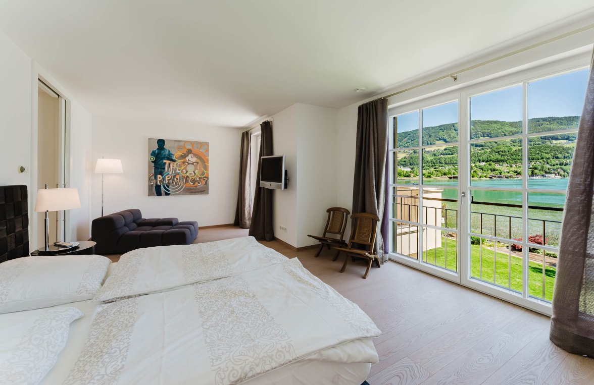 Immobilie in 5310 Salzkammergut - Mondsee: Seevilla in erster Seereihe! Wohnen auf höchstem Niveau mit privatem Seezugang - bild 15