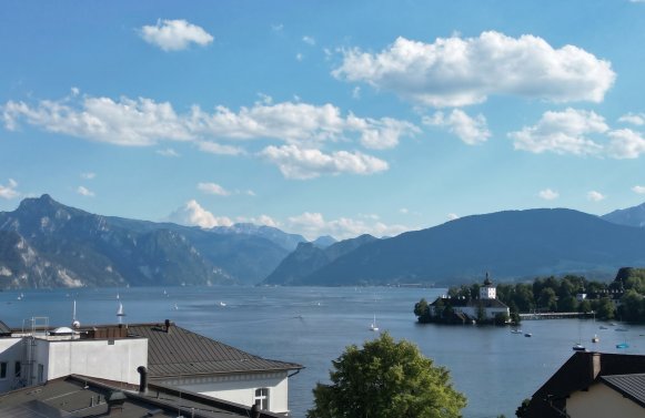 Immobilie in 4810 Salzkammergut - Traunsee - Gmunden: Salzkammergut - Traunsee! Exklusiver Terrassenwohntraum in Gmundner Bestlage