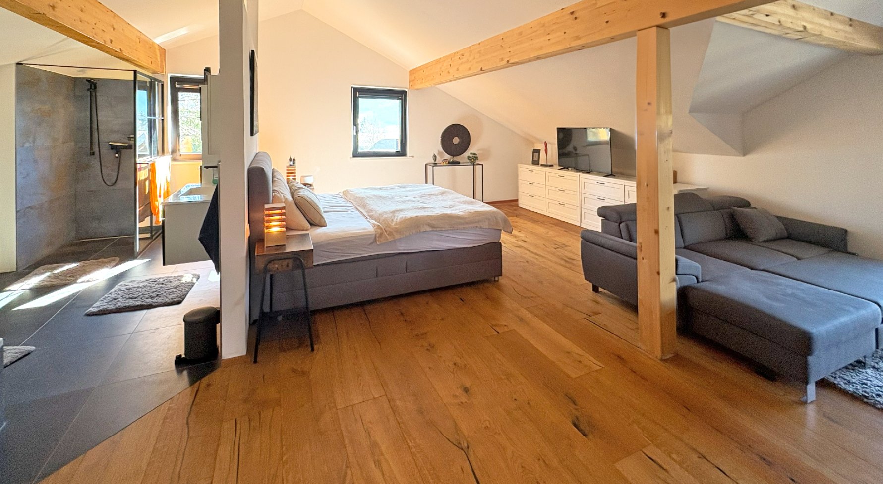 Immobilie in 5360 Salzkammergut - St. Wolfgang: Salzkammergut!  Einfamilienhaus in Panorama-Sonnenlage am glitzernden Wolfgangsee - bild 1