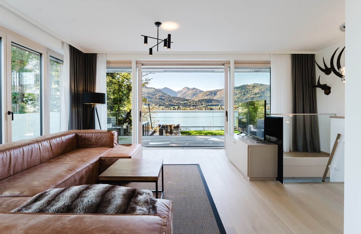 Immobilie in 5360 Salzkammergut - Wolfgangsee - St. Wolfgang : LOGENPLATZ IN ERSTER SEEREIHE! Luxusmaisonette mit Pool und Boje am Wolfgangsee - bild 4
