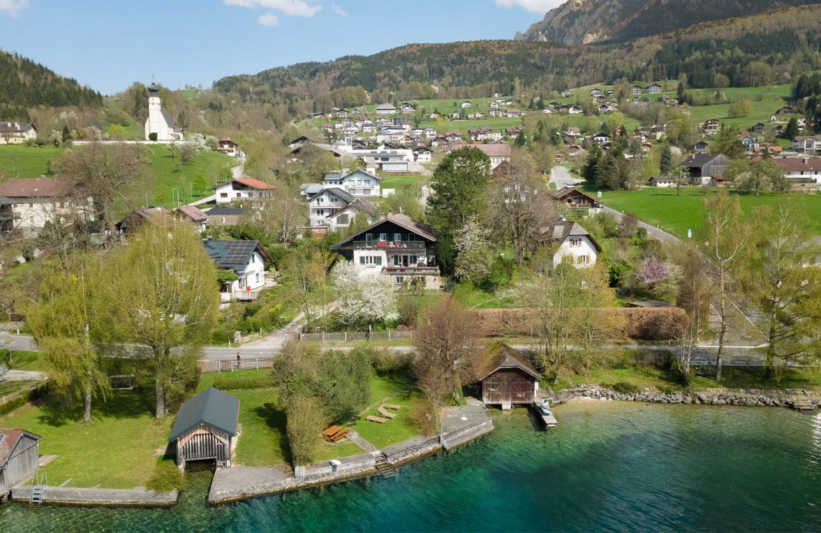 Immobilie in 4853 Salzkammergut - Steinbach am Attersee: Lebensgefühl Attersee! Wohnhaus mit eigenem Badeplatz, Steg und Bootshaus - bild 9