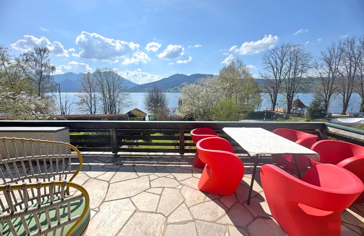 Immobilie in 4853 Salzkammergut - Steinbach am Attersee: Lebensgefühl Attersee! Wohnhaus mit eigenem Badeplatz, Steg und Bootshaus - bild 6