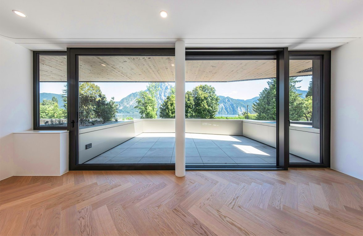 Nemovitosti v 4801 Salzkammergut - Traunkirchen am Traunsee: Dolce Vita u jezera Traunsee! Zahradní mezonet s vlastním koupalištěm - obrázek 1