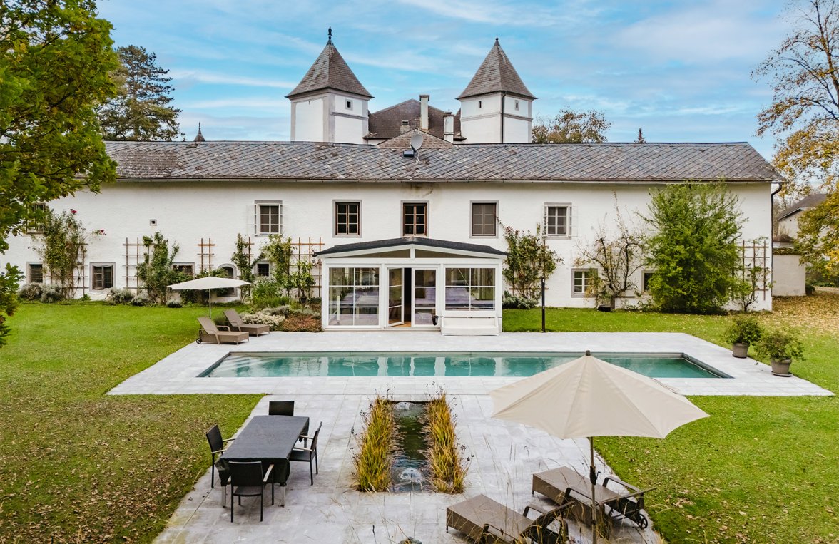 Property in 4693 Salzkammergut - Desselbrunn: MODERN LIVING IN HISTORIC WALLS! Castle residence with park in the Salzkammergut - picture 14