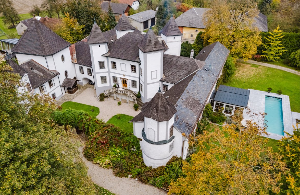 Nemovitosti v 4693 Salzkammergut - Nähe Gmunden am Traunsee: RENAISSANCE ROOM AT SALZKAMMERGUT Rezidenční zámek s kouzlem a historií - obrázek 2