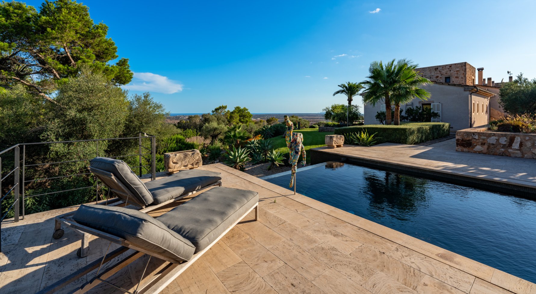 Property in 07691  Mallorca - Santanyí : Exceptional property in a prominent location with panoramic sea views - picture 1