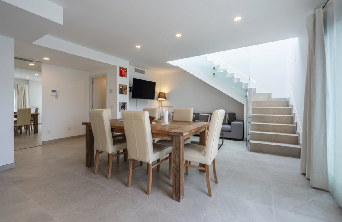 Property in 07180 Mallorca - Santa Ponça: Modern penthouse with private rooftop pool within walking distance to the beach - picture 1