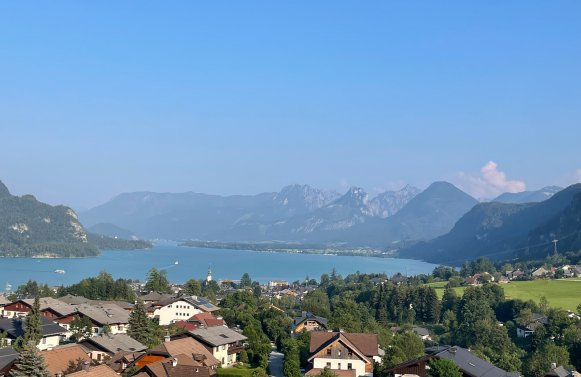 Immobilie in 5340 St. Gilgen / Salzkammergut: 164 m² Gartenwohnung mit Poolmöglichkeit und unverbaubarem Seeblick