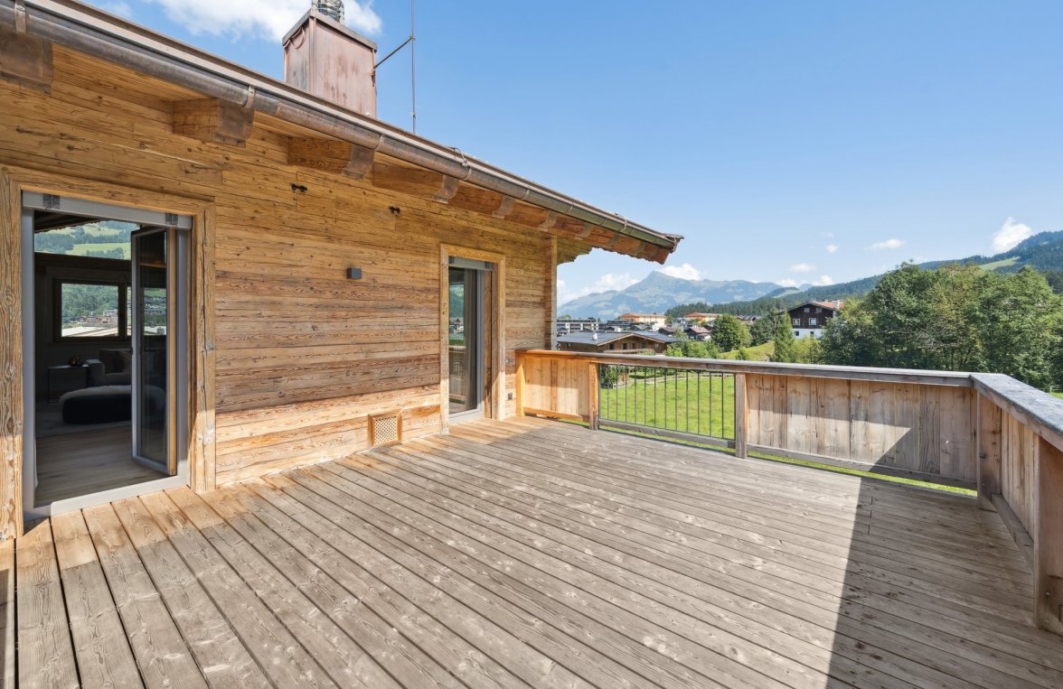Nemovitosti v 6365 Tirol - Kitzbüheler Alpen - Kirchberg in Tirol: Ústup s vysoce kvalitním šikem! Mezonetový byt v Kitzbühelských Alpách - obrázek 3