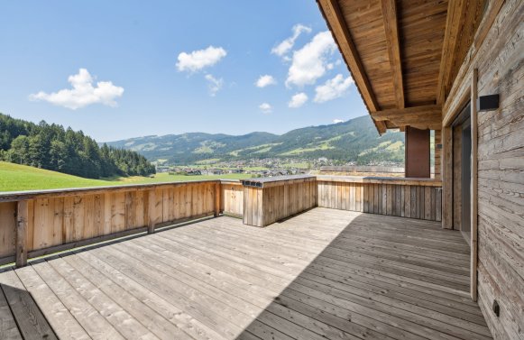 Property in 6365 Kitzbüheler Alpen - Kirchberg in Tirol: Like out of a picture book! Premium maisonette apartment with private spa retreat