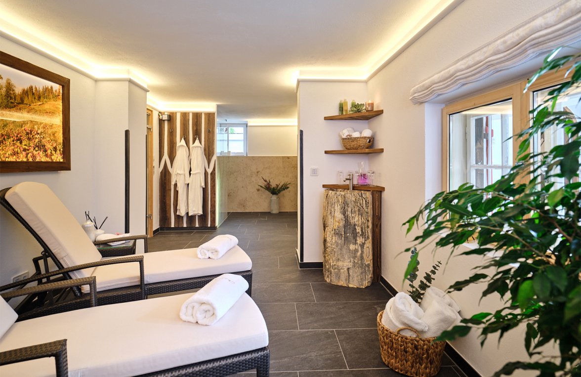 Property in 6370 Tirol - Kitzbüheler Alpen - Gamsstadt: Holiday home! Original “Alfons Walde” country house in the heart of Gamsstadt - picture 15