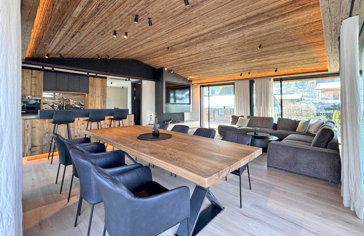 Immobilie in 6370 Tirol - Kitzbühel: Wohnen, wo Legenden residieren! Ein Chalet der Extraklasse in der 