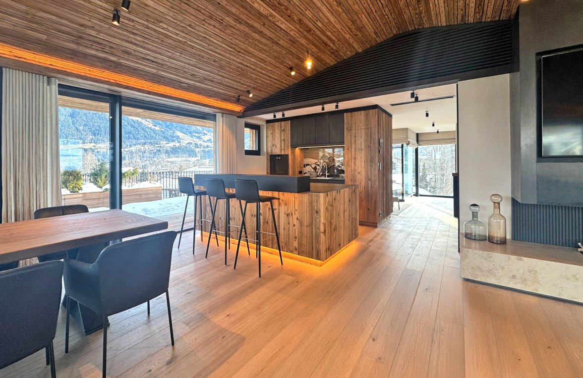 Immobilie in 6370 Tirol - Kitzbühel: Wohnen, wo Legenden residieren! Ein Chalet der Extraklasse in der 