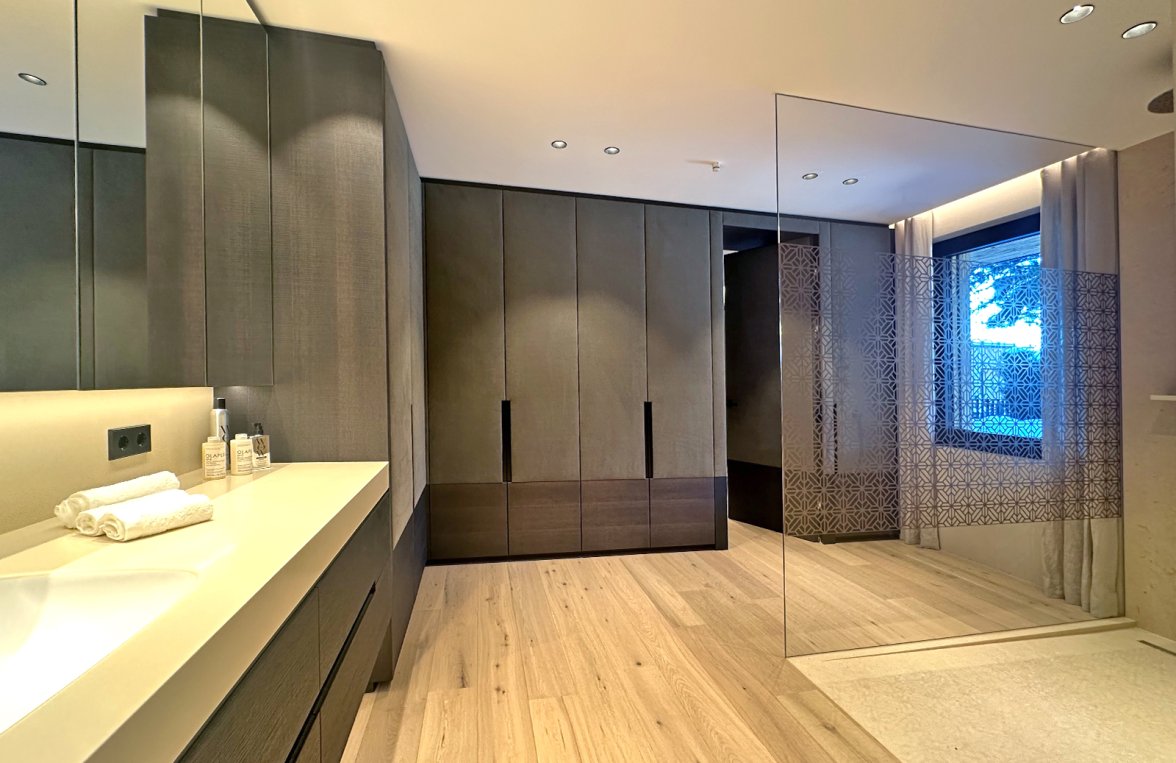 Immobilie in 6370 Tirol - Kitzbühel: Wohnen, wo Legenden residieren! Ein Chalet der Extraklasse in der 