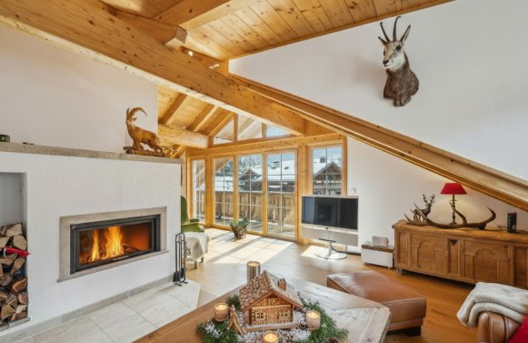 Property in 6370 Tirol - Kitzbühel: Live in the heart of the “Gamsstadt”! Attic apartment in Kitzbühel
