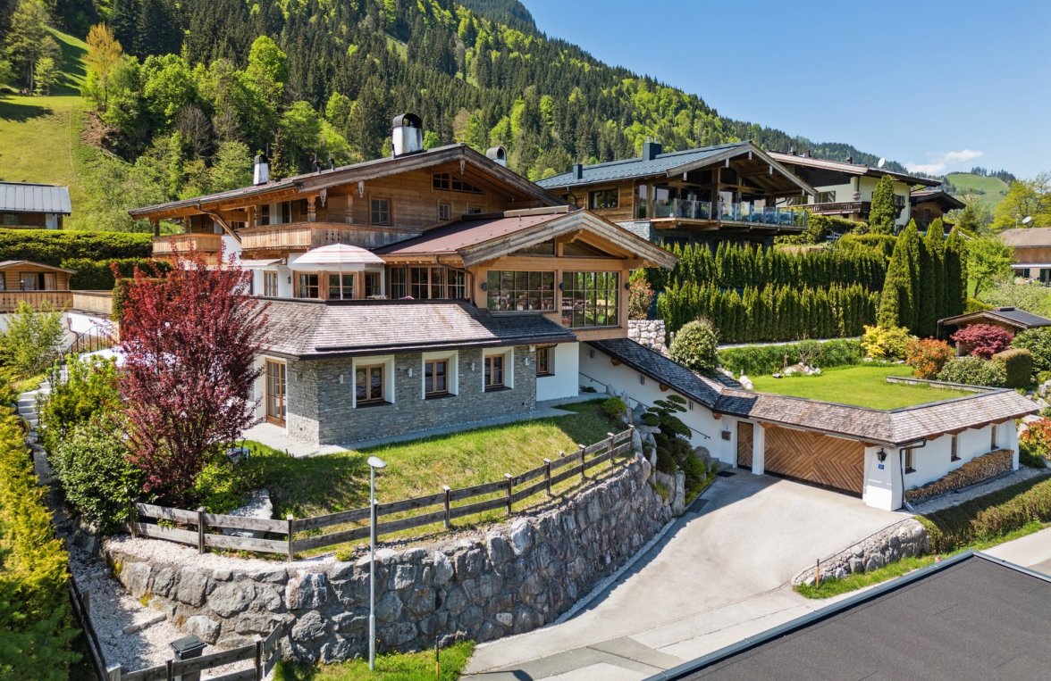 Property in 6370 Tirol - Kitzbühel: Between mountain peaks and quality of life! Living with a view in Kitzbühel - picture 3