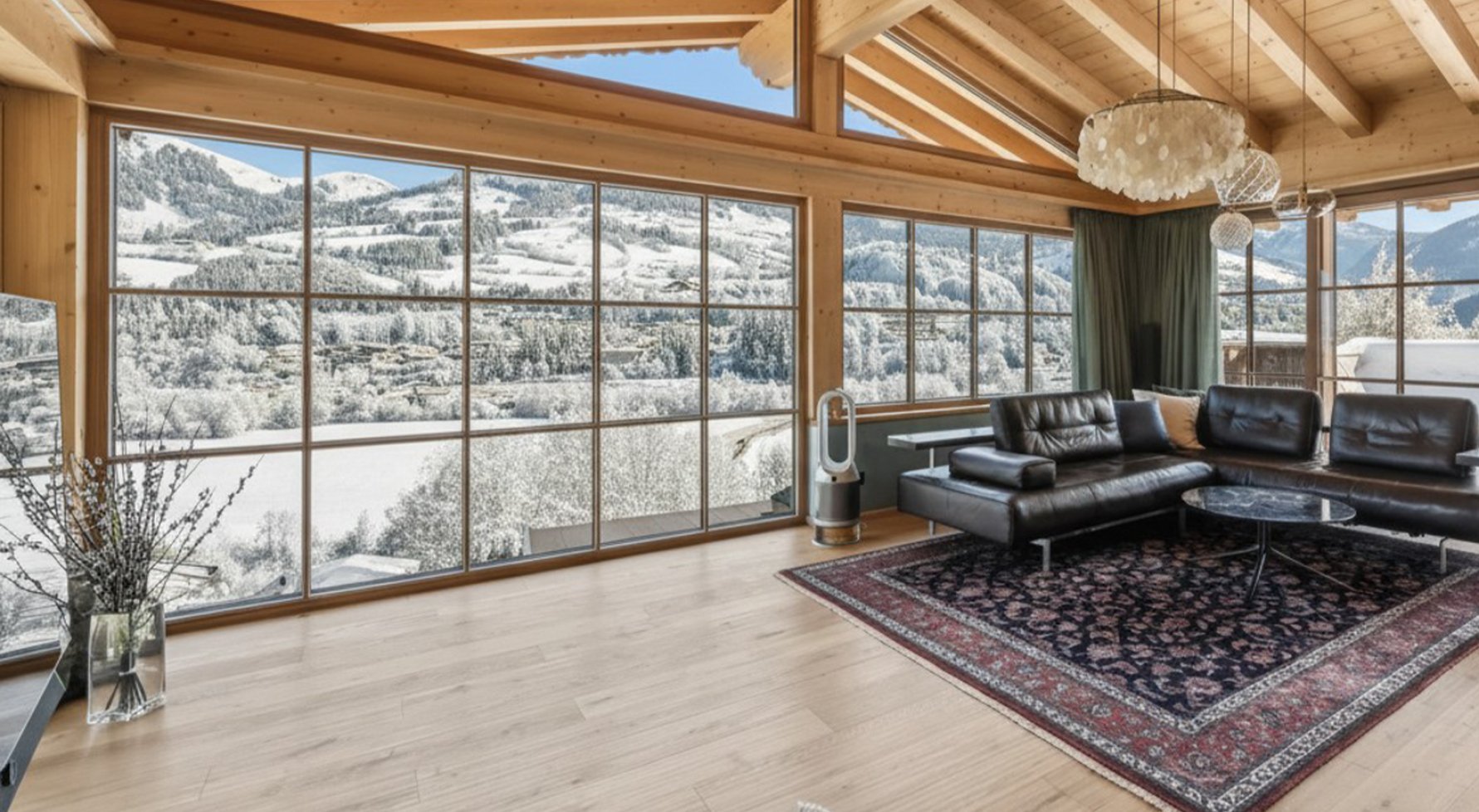 Property in 6370 Tirol - Kitzbühel: Between mountain peaks and quality of life! Living with a view in Kitzbühel - picture 1