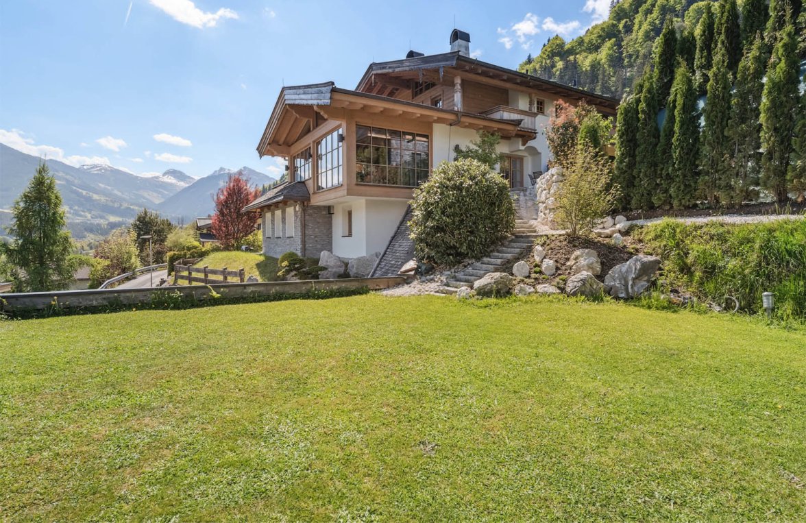 Property in 6370 Tirol - Kitzbühel: Between mountain peaks and quality of life! Living with a view in Kitzbühel - picture 2
