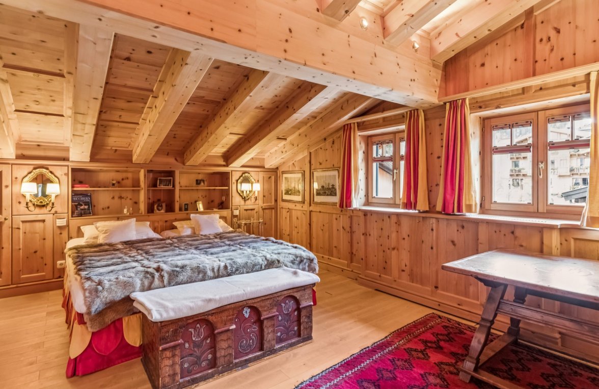 Immobilie in 6580 Tirol - St. Anton am Arlberg: Einzigartig!Zwischen Kaminfeuer und Pulverschnee–Exklusives Stadthaus in St. Anton - bild 9