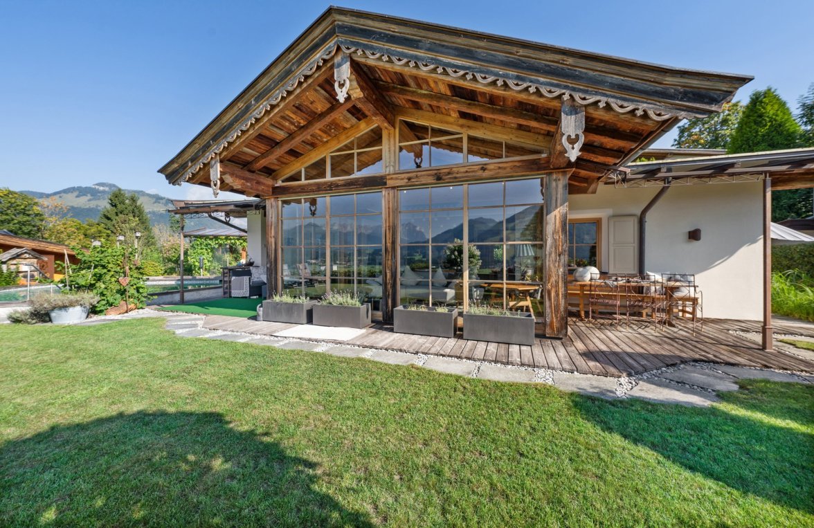 Immobilie in 6345 Tiroler Unterland - Kössen: Der Wilde und der Zahme Kaiser - das Bergpanorama als tägliche Liebeserklärung - bild 1