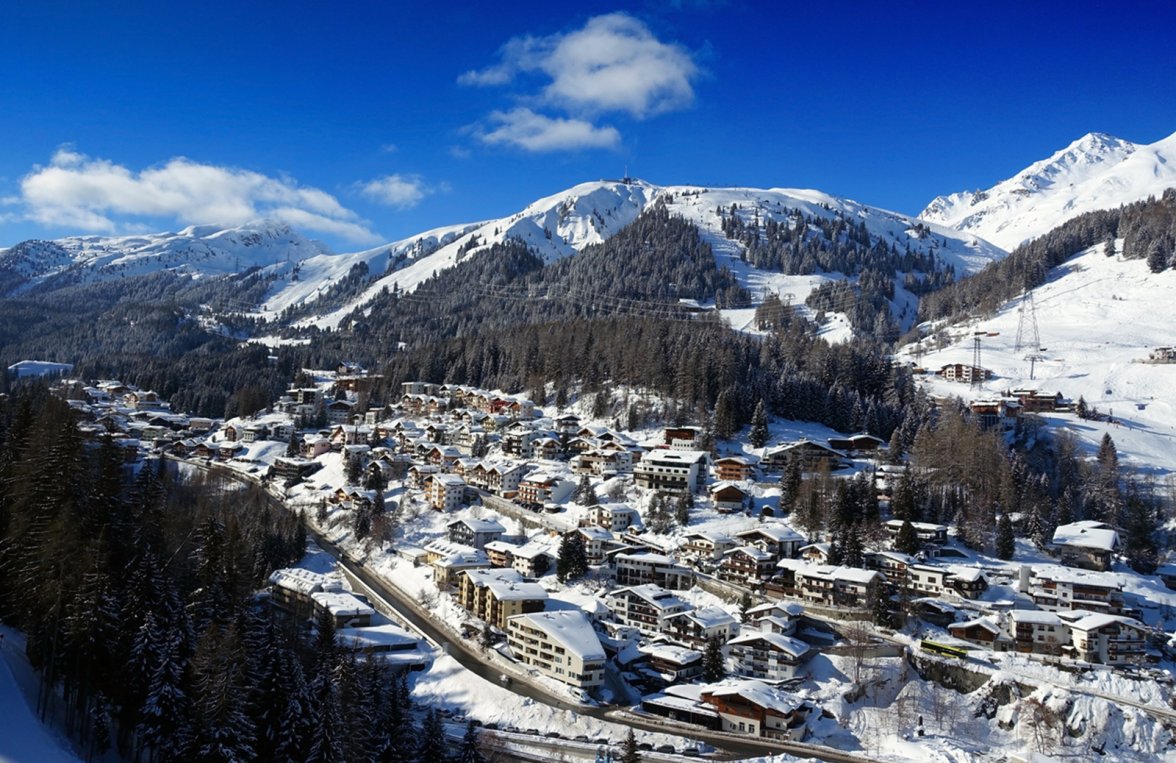 Immobilie in 6580 Tirol - St. Anton am Arlberg: Einzigartig!Zwischen Kaminfeuer und Pulverschnee–Exklusives Stadthaus in St. Anton - bild 11
