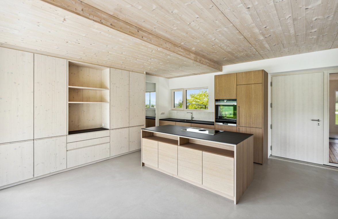 Immobilie in 4816 Nähe Gmunden/Salzkammergut: TRAUNSTEINBLICK, NATURPOOL, LANDMARKBUILDING! Doppelhaushälfte mit Fernblick - bild 3