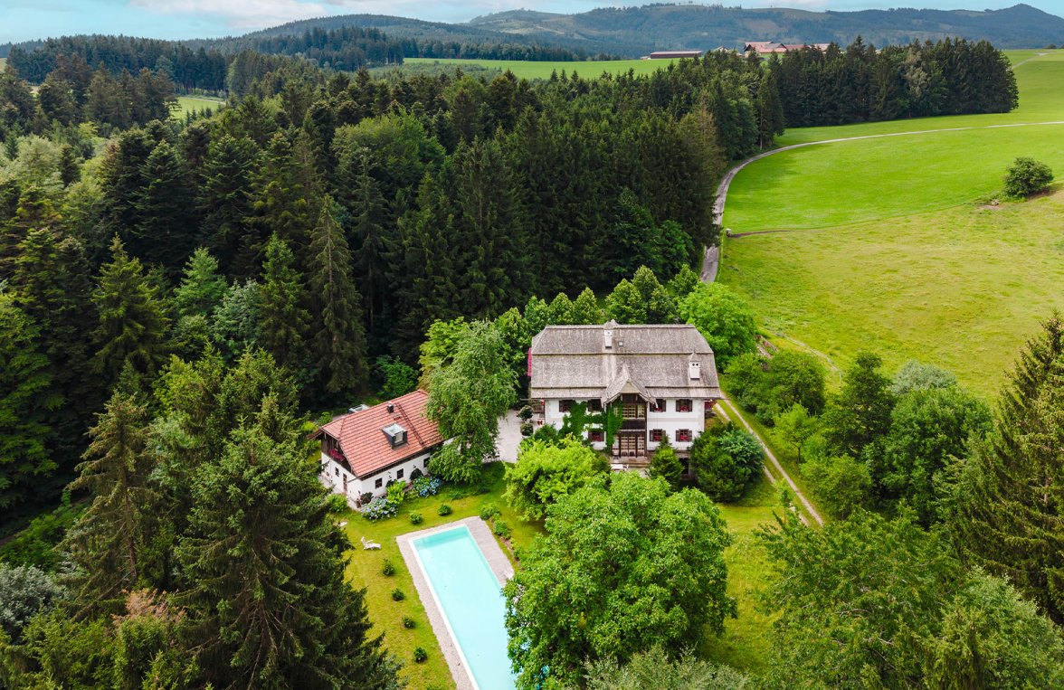 Nemovitosti v 5202 Salzburg - Neumarkt am Wallersee: Vidiecká idyla s kouzlem – výjimečná nemovitost v oblasti salcburských jezer - obrázek 3