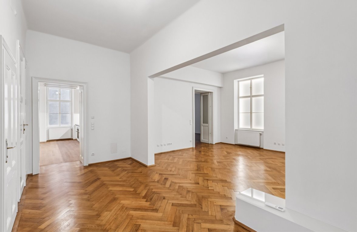 Immobilie in 1010 Wien, 1. Bezirk: Wien in seiner schönsten Form!  3-Zimmer Altbauwohnung gegenüber der Staatsoper - bild 1