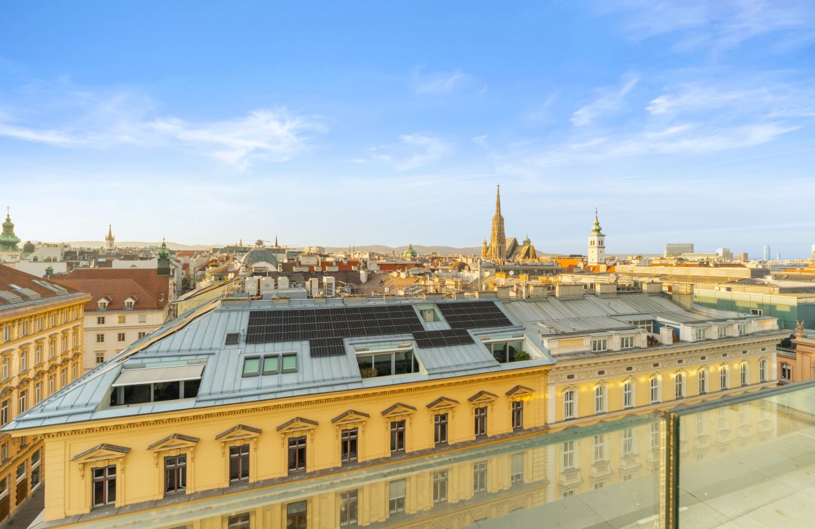 Immobilie in 1010 Wien, 1. Bezirk: Penthouse-Living im 1. Bezirk mit privatem Pool und Stephansdom-Blick - bild 2