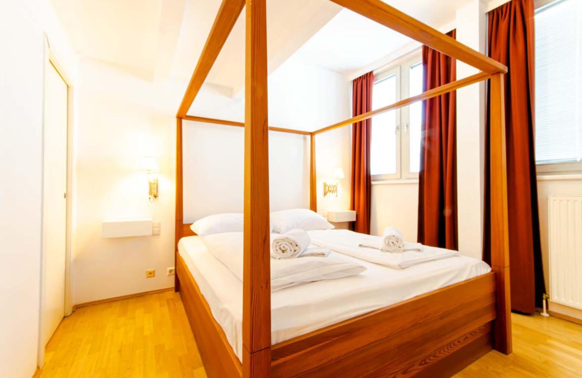 Property in 1010 Wien, 1. Bezirk: Spacious living in the 1st district! Attic apartment with terrace - picture 6