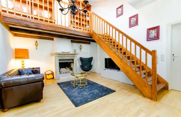 Property in 1010 Wien, 1. Bezirk: Spacious living in the 1st district! Attic apartment with terrace