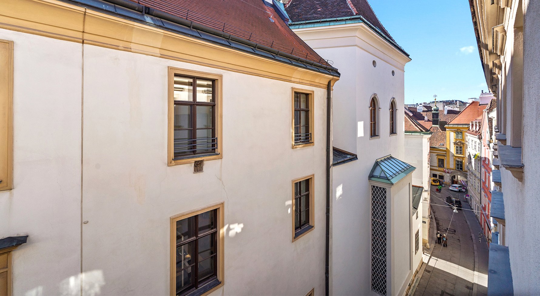 Property in 1010 Wien, 1. Bezirk: 185 m² old building in the Jesuit Quarter – your dream home on Schönlaterngasse - picture 1
