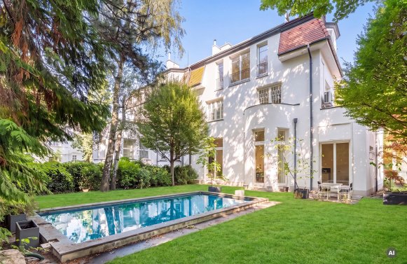 Immobilie in 1130 Wien, 13. Bezirk: Historische Villa aus der späten Wiener Jugendstilzeit im Herzen von Wien-Hietzing