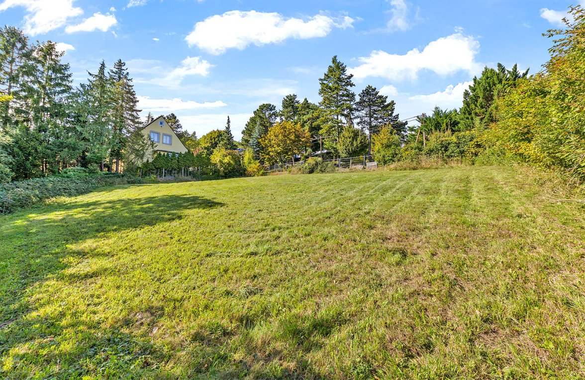 Property in 1130 Wien, 13. Bezirk: Green living with potential! Spacious plot in sought-after Hietzing location - picture 2