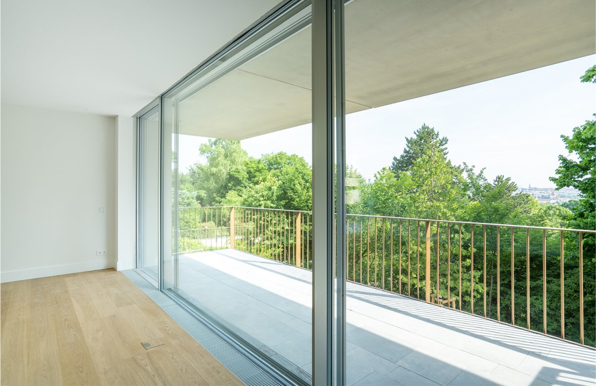 Immobilie in 1130 Wien - Hietzing: Chipperfield: Vier Zimmer Designer Appartement im Herzen des 13. Bezirks - bild 2