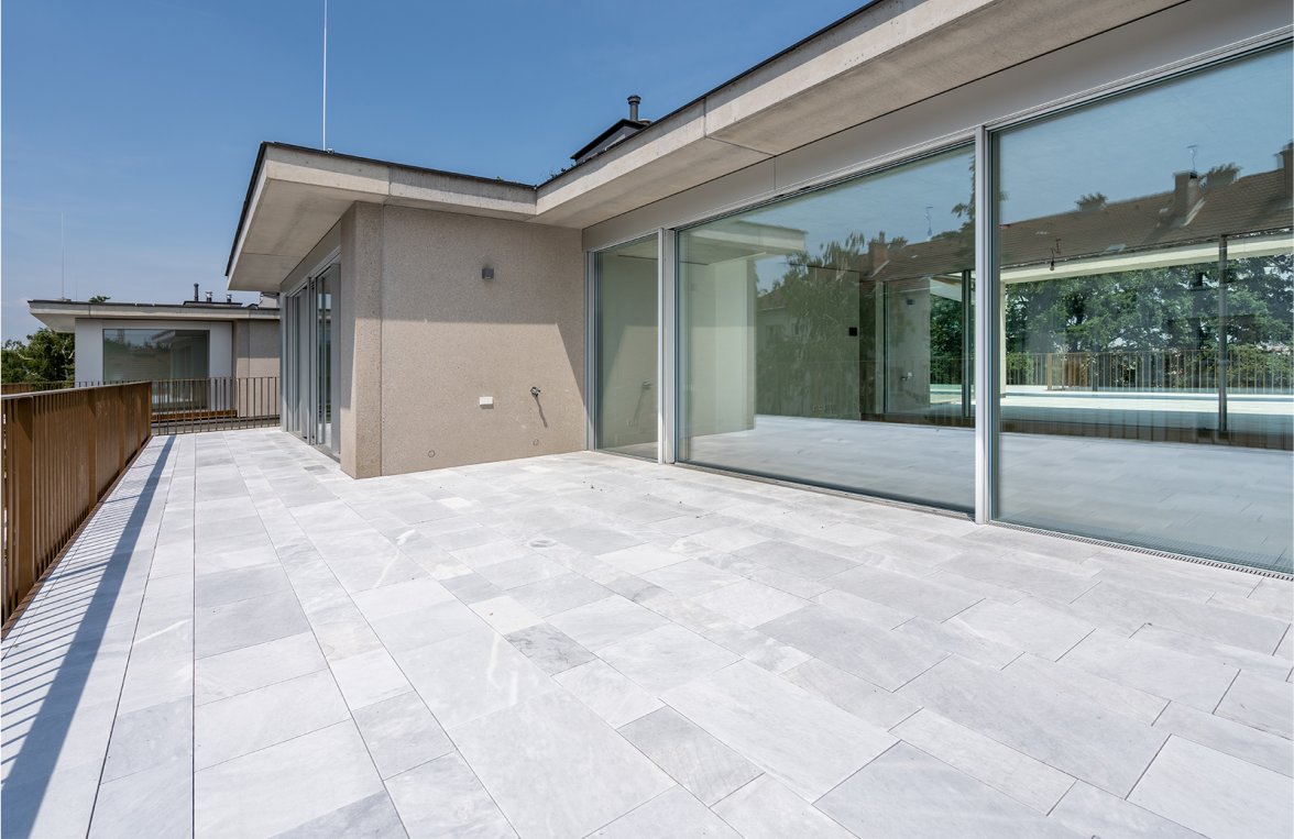 Property in 1130 Wien - Hietzing: A very warm welcome! In Ihrer Designerwohnung von David Chipperfield - picture 3