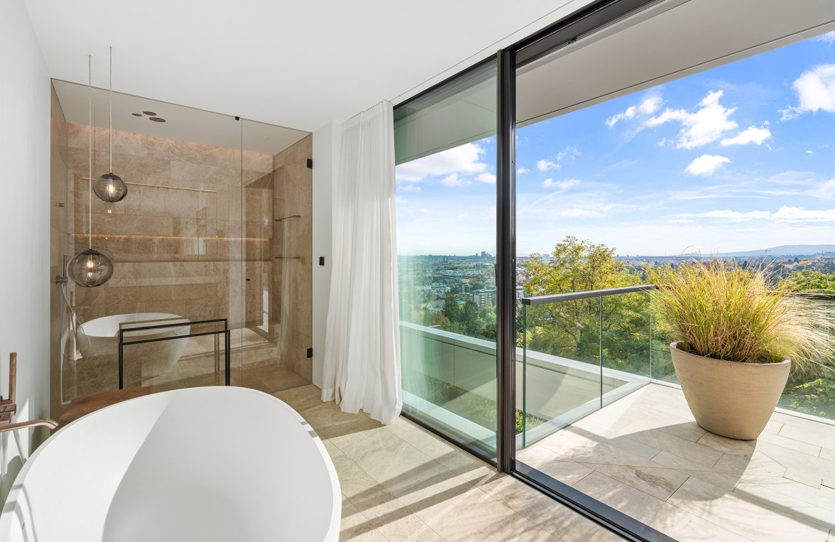 Property in 1170 Wien, 17. Bezirk: Far-reaching views over the metropolis of Vienna! Exclusive architect's villa on the Schafberg - picture 9