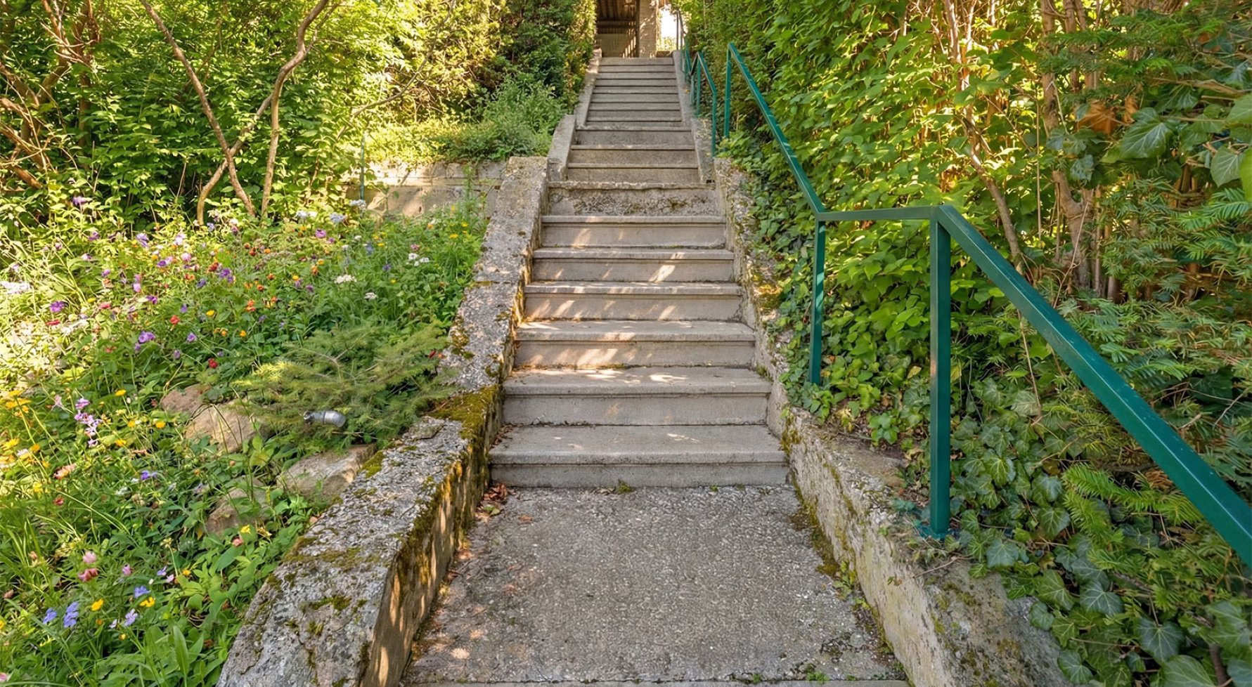 Property in 1190 Wien, 19. Bezirk: Retreat in the Vienna Woods! A gem with development potential - picture 1