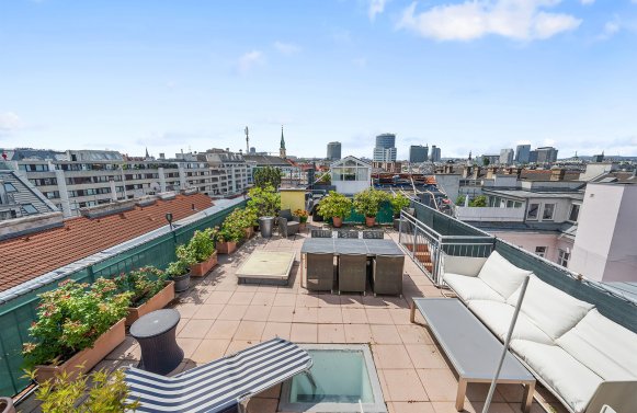 Immobilie in 1020  Wien, 2. Bezirk: Wiener Skyline-Blick!  Großzügige Dachterrassenwohnung, Nähe Nestroyplatz