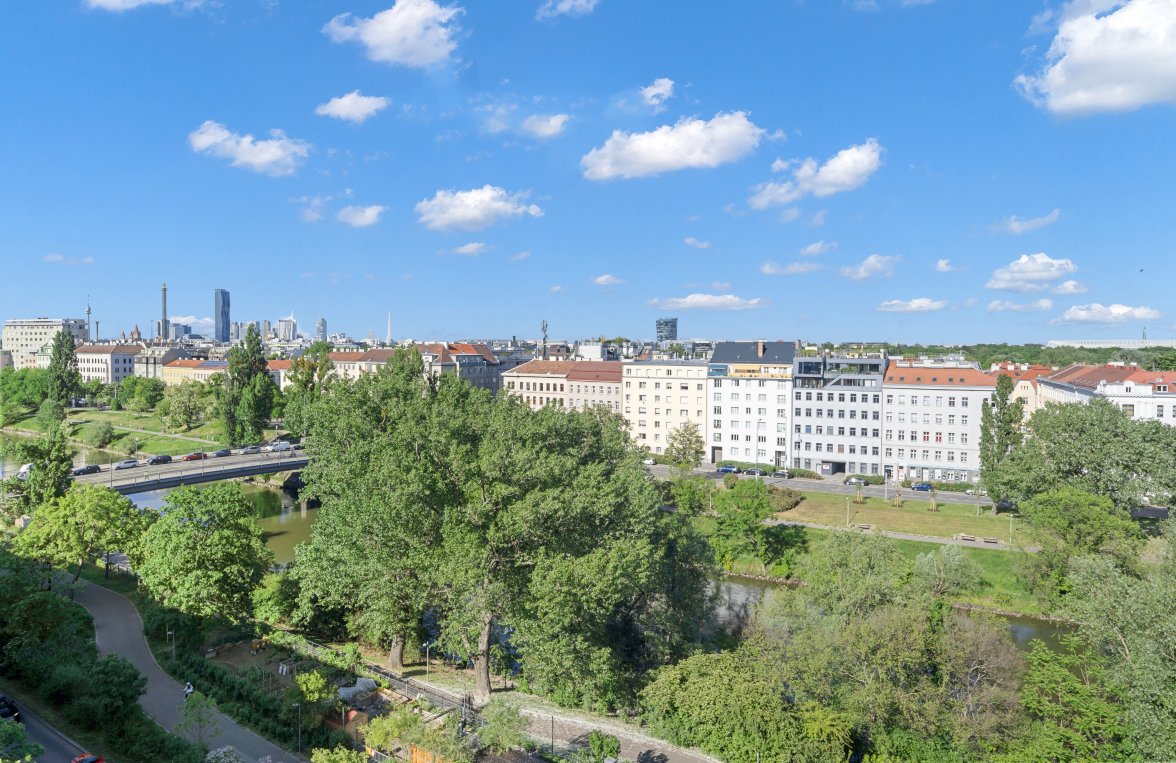 Property in 1030 Wien, 3. Bezirk: Above the rooftops of Vienna! Top floor jewel with two panoramic terraces - picture 3