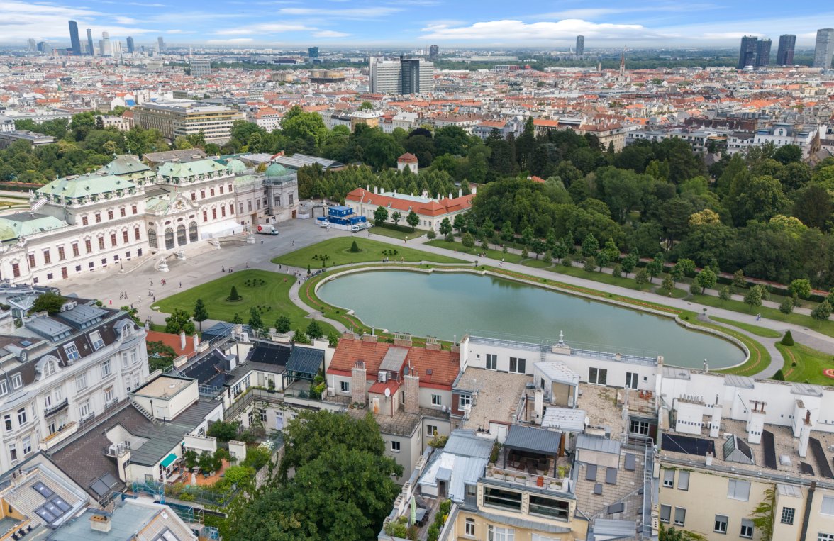 Immobilie in 1040 Wien, 4. Bezirk: BELVEDERE PENTHOUSE! Kaiserliches Panorama  und zeitlose Eleganz - bild 1