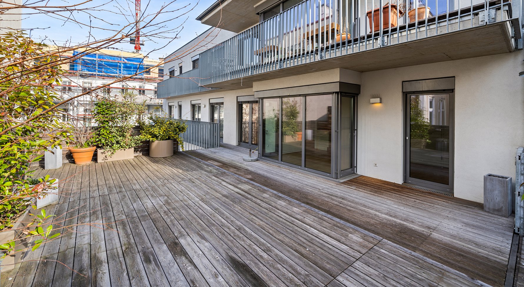 Property in 1070 Wien - 7. Bezirk: Investment building in a desirable city location of Vienna - picture 1