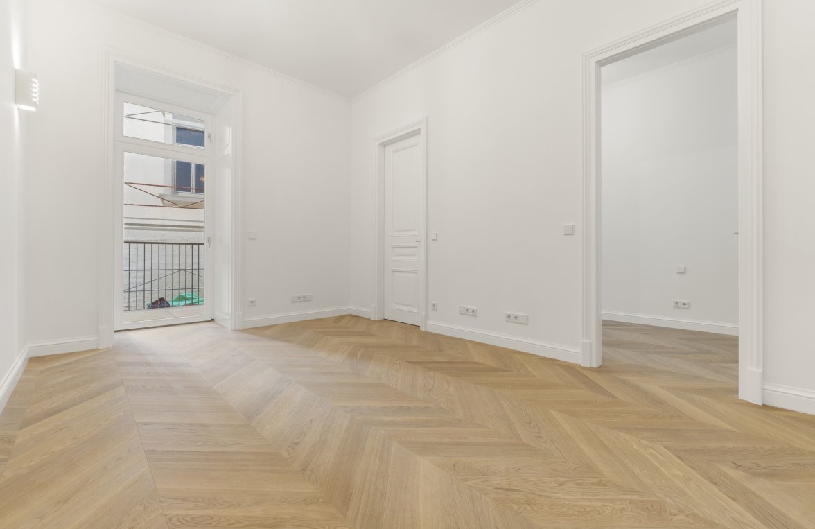 Property in 1090 Wien, 9. Bezirk: Historic charm with a private terrace – old building in the Servitenviertel - picture 1