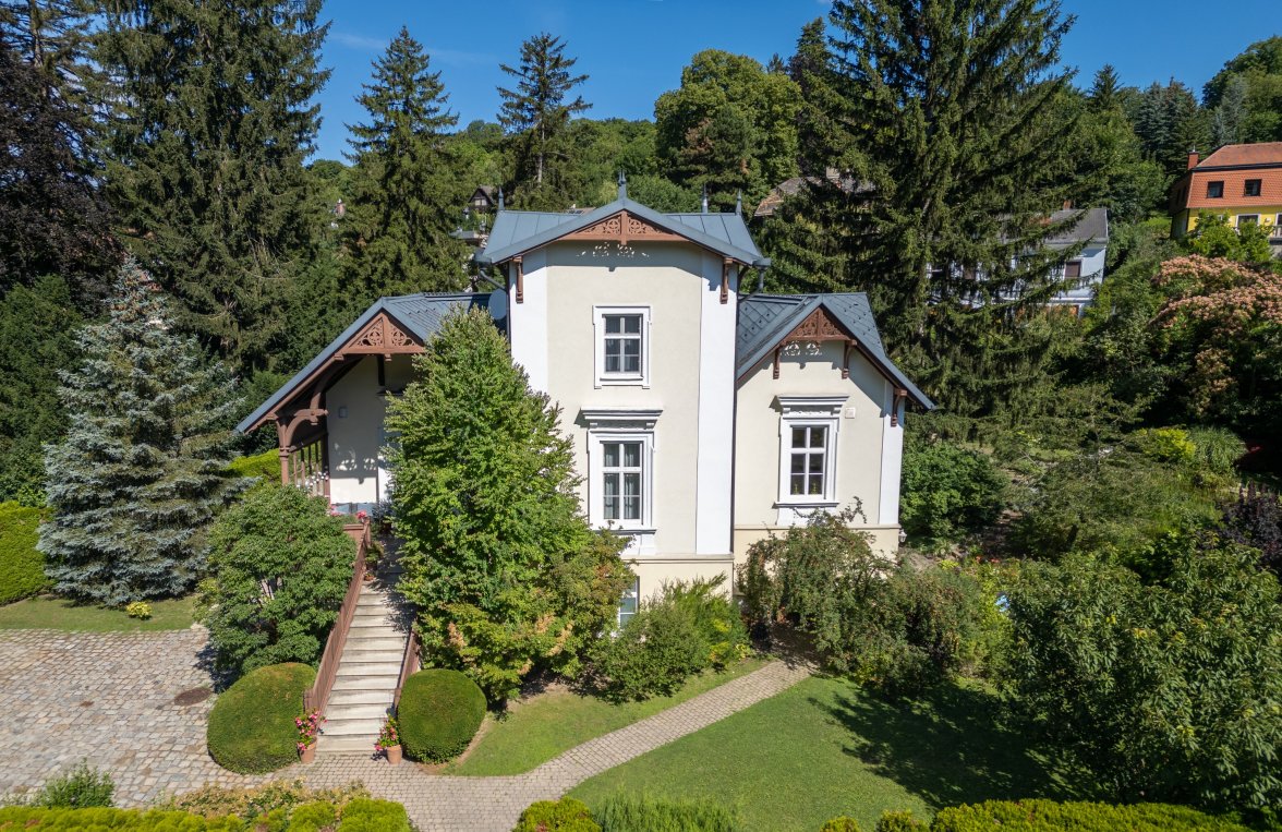 Property in 3400 Vor den Toren Wiens - Klosterneuburg: Stately living! Imperial and royal architect's villa at the gates of Vienna - picture 1