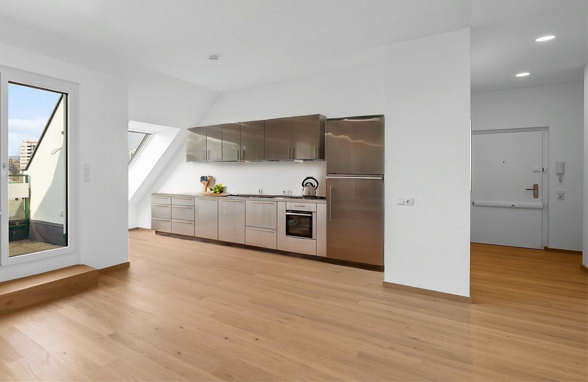 Property in 1170 Wien, 17. Bezirk: That's where I want to be! Top-floor flat with a sporty view! - picture 4