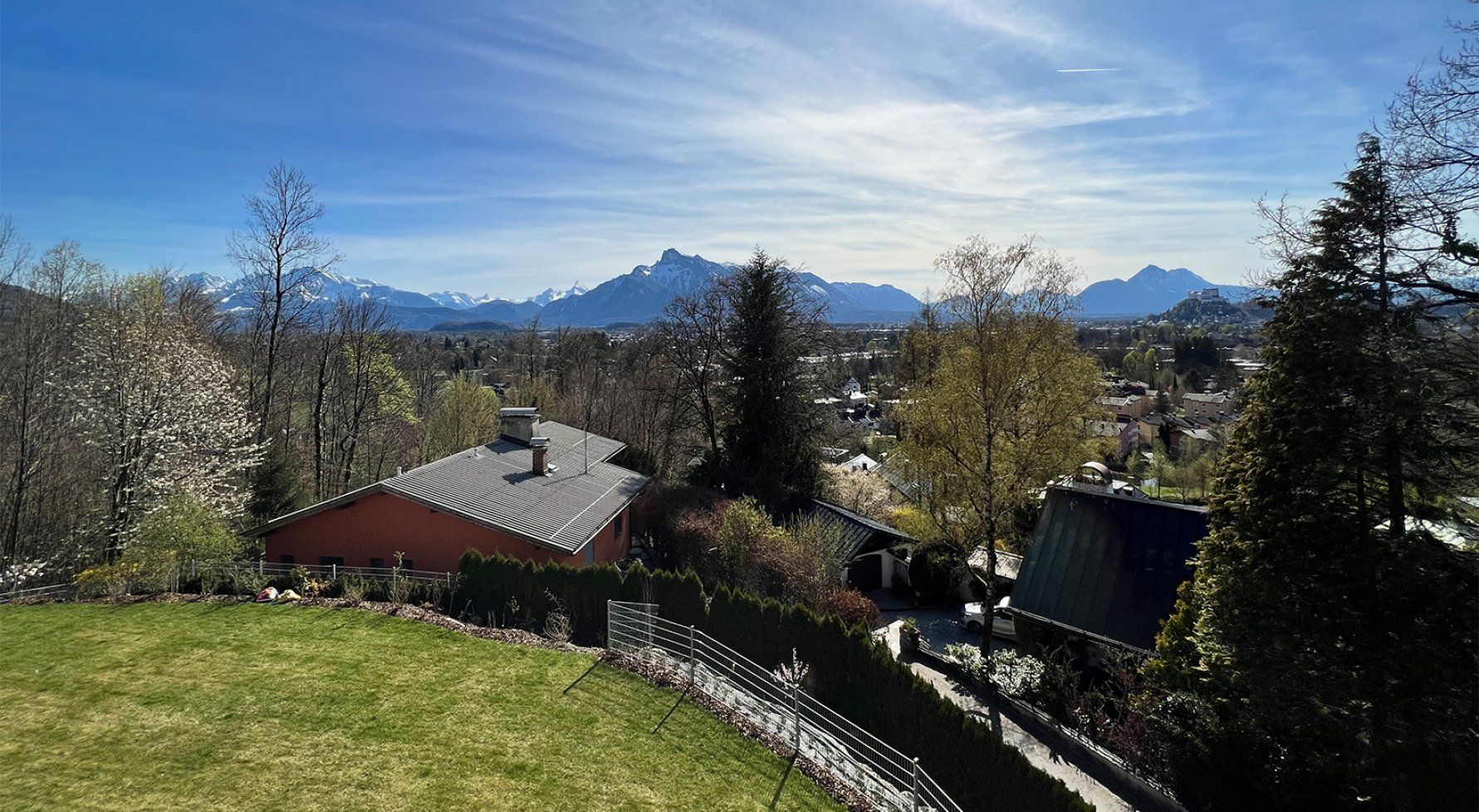 Property in 5020 Salzburg - Parsch: Modern-classic terraced house in Salzburg with a view of Hohensalzburg Fortress! - picture 1