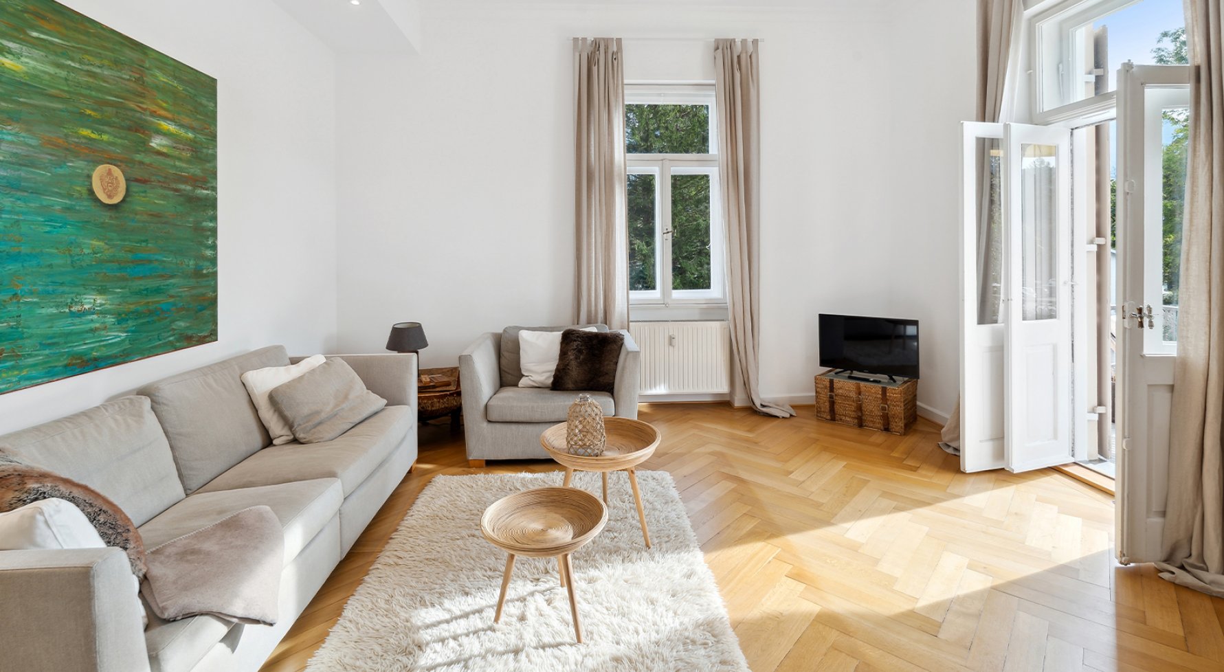 Immobilie in 83435 Bayern - Bad Reichenhall: Alles was das Herz begehrt!  Luxuriöse, modern möblierte 2-Zimmerwohnung - bild 1
